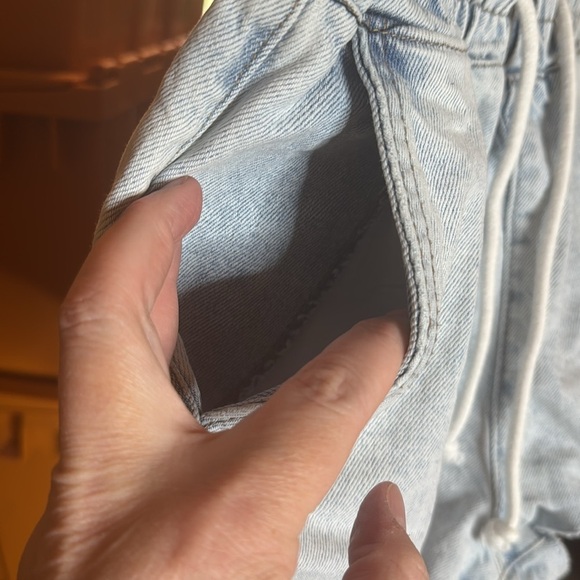 Forever 21 Light Wash Denim Drawstring Shorts Size Small - Picture 7 of 8